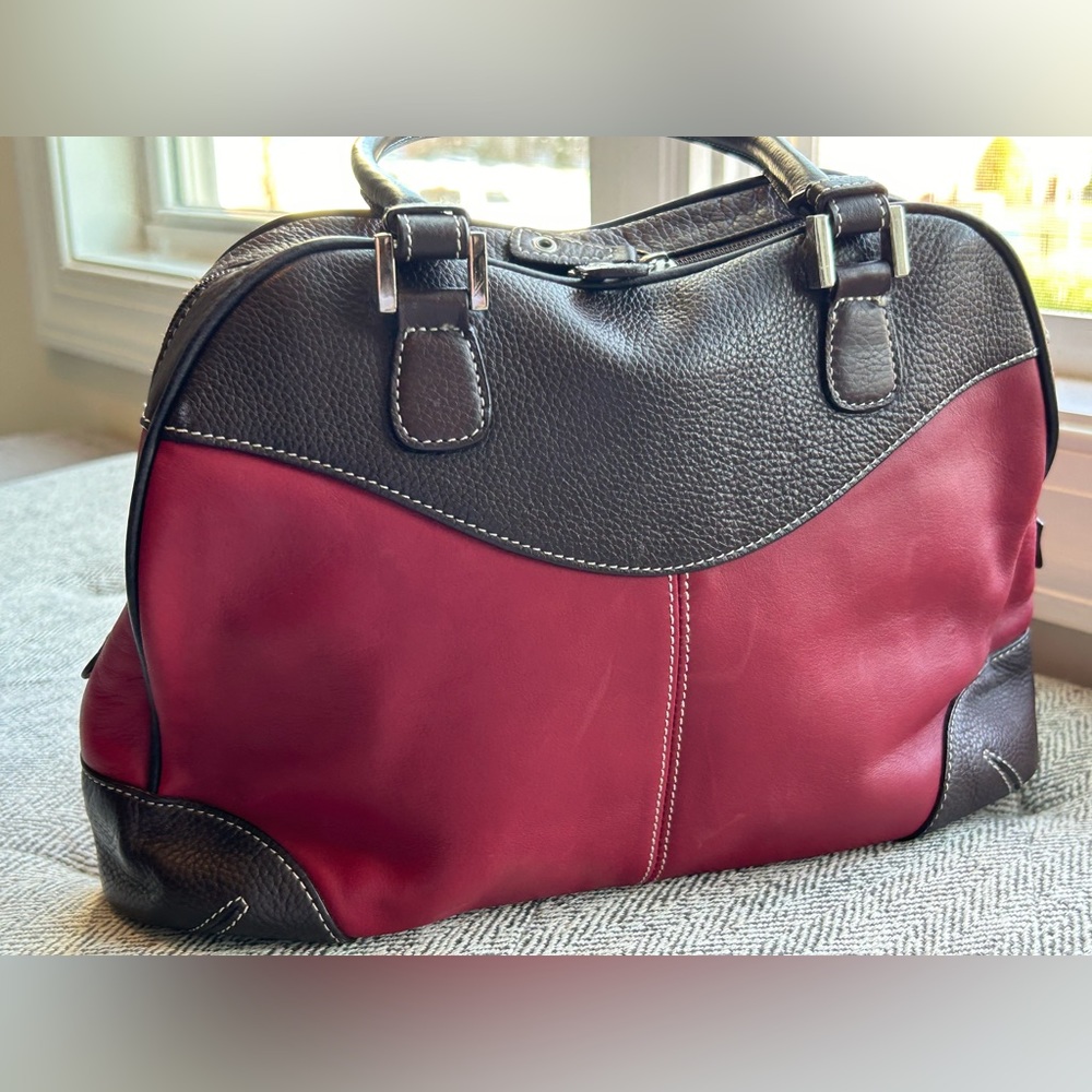 Tignanello Genuine Leather Brown and Red Purse.  Casual luxury for everyday use
